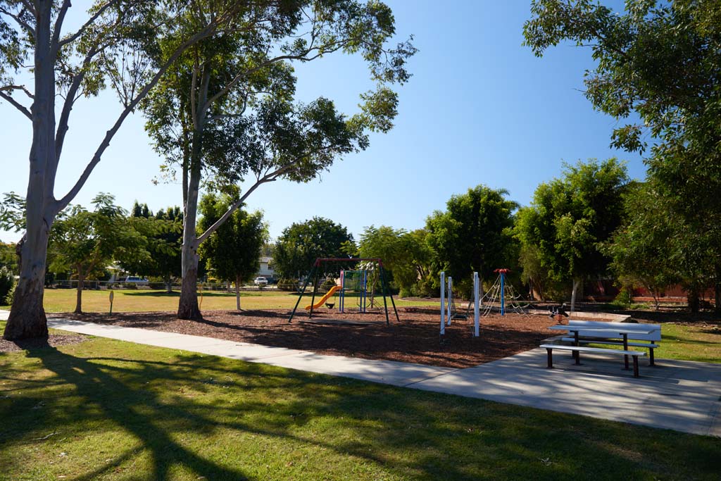 manson-park-1