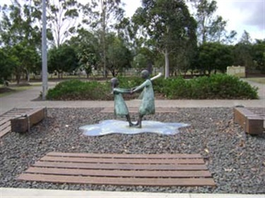 Henry-Lawson-Bicentennial-Park_Walloon-Babies-Memorial-11.jpg